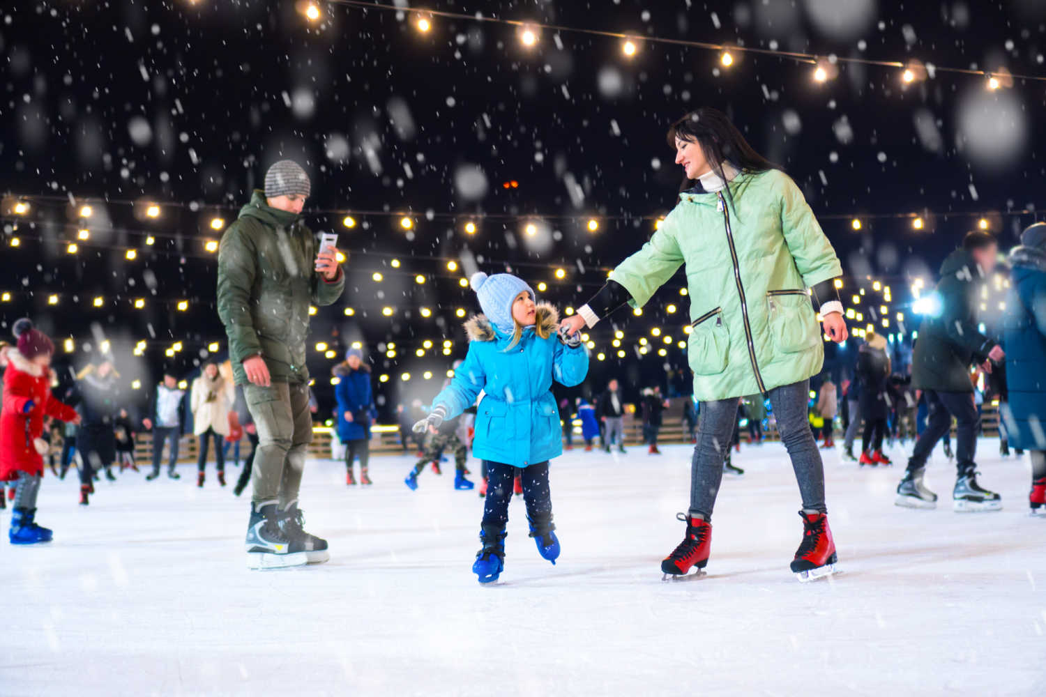 aspen ice skating