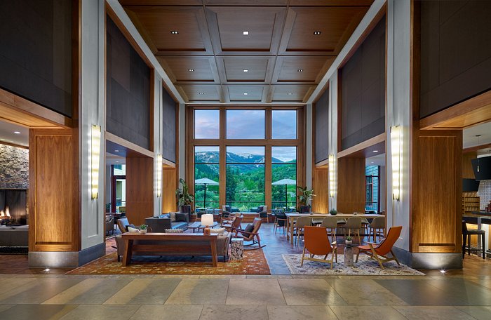 the-lobby-at-the-westin riverfront beaver creek